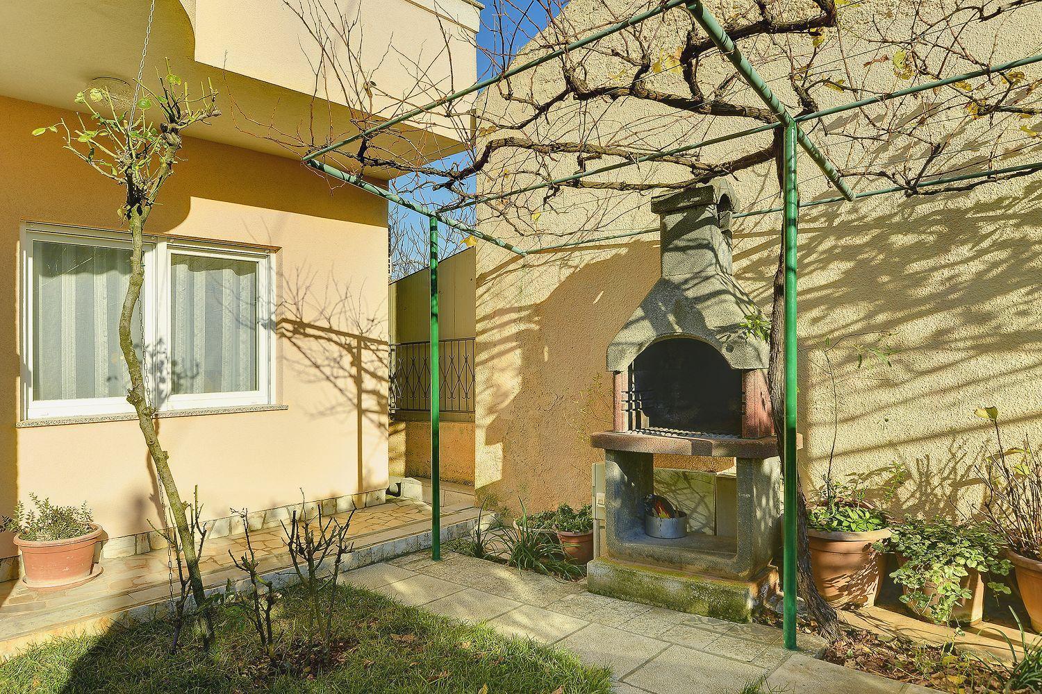 Apartment Ljuba Pula Exterior foto